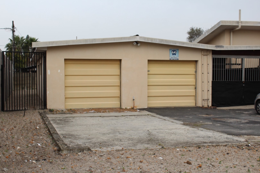 4 Bedroom Property for Sale in Klipdam Western Cape